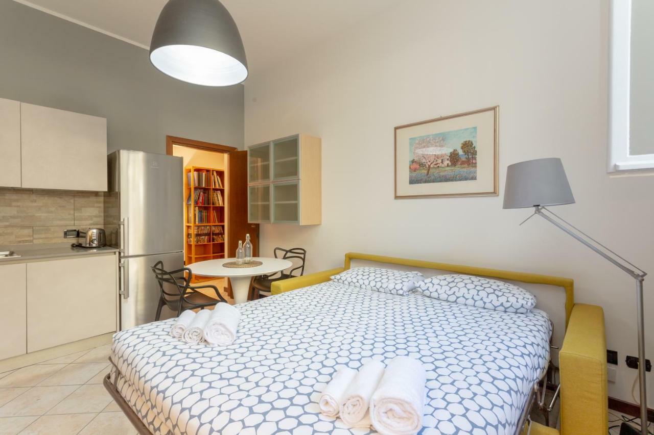 The Best Rent - Cozy Studio Apartment In Milan Downtown Milão Exterior foto